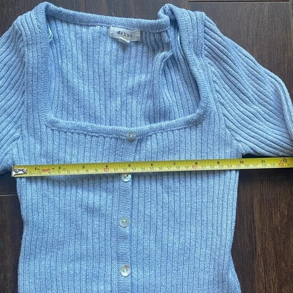 Debut Blue Ribbed Button Front Sweater Size Small/Medium - Picture 3 of 8